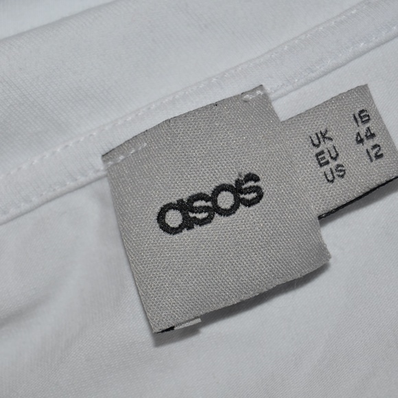 ASOS White Crossover Petite Wrap Front Crop Top A5 - Picture 5 of 7